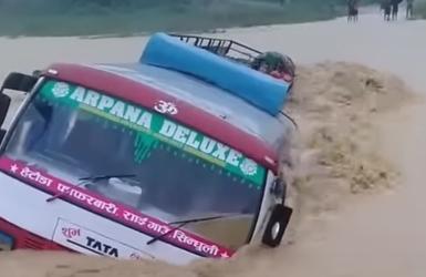 मृत्यु संख्या ६१, बाढी–पहिरोबाट देशभर ठूलो जनधनको क्षति